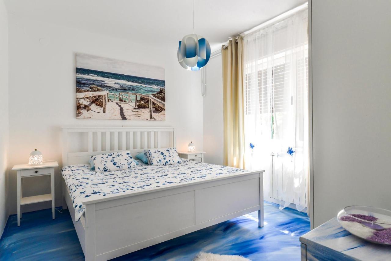 Apartment Dora Умаг Екстериор снимка
